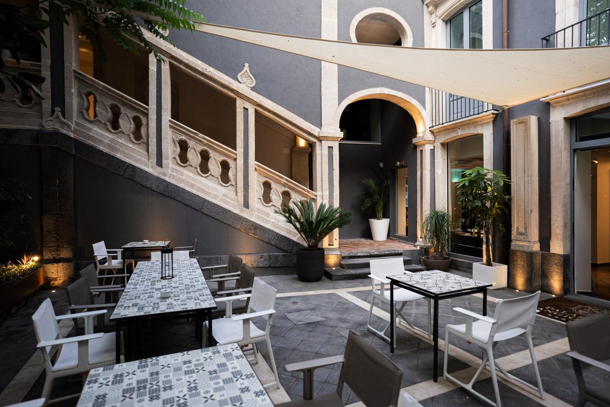Palazzo Sangiorgio Hotel Catánia Buitenkant foto